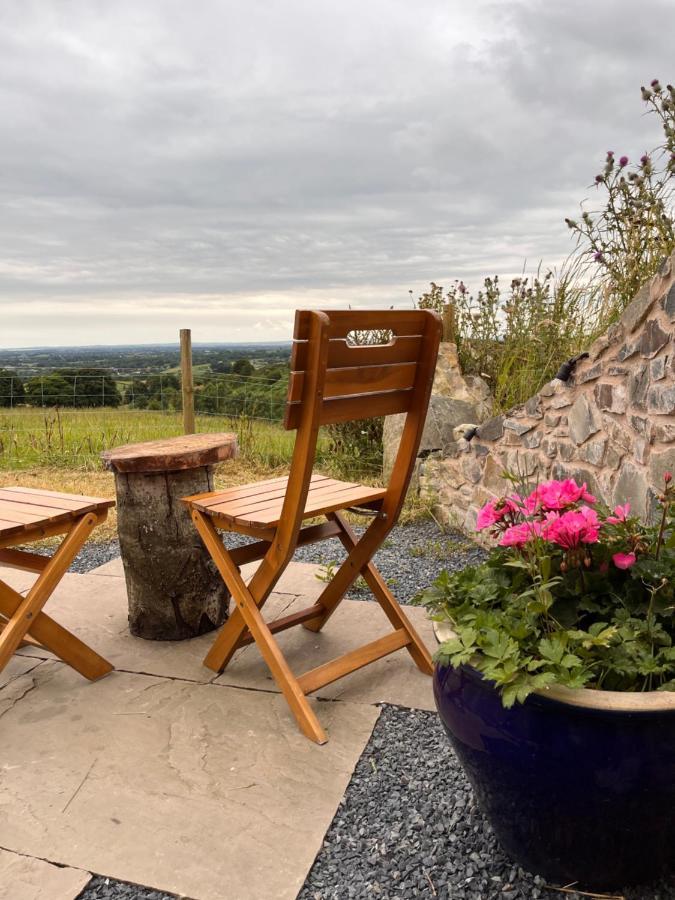 Hilltop Hideaway - Secluded Pod With Private Hot Tub Newry Exterior foto